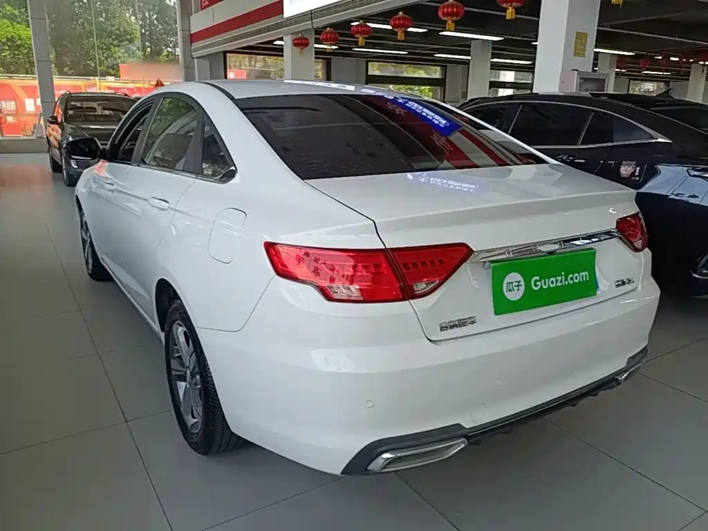 Geely Emgrand GL — миниатюра 5