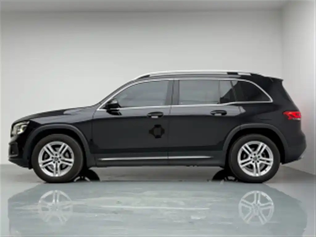 Mercedes-Benz GLB — миниатюра 2