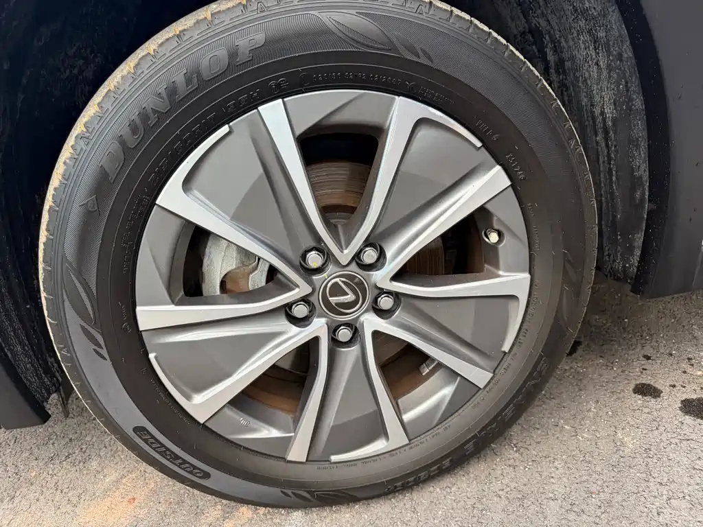 Lexus UX New Energy — миниатюра 14