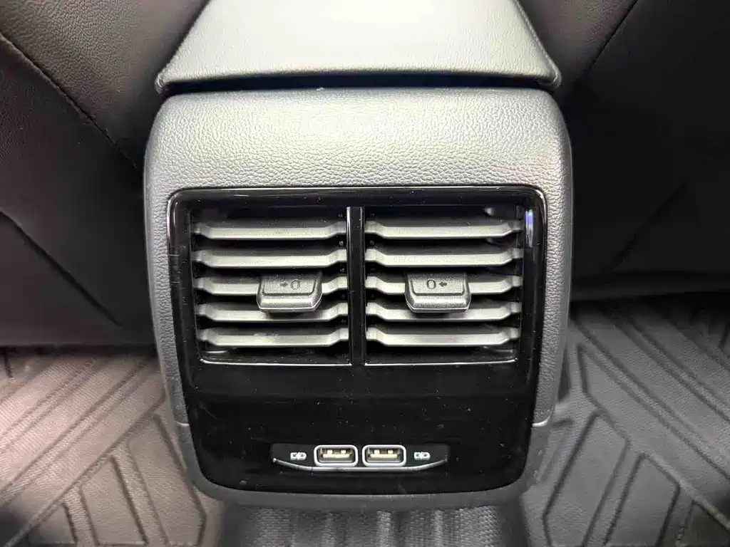 Volkswagen Sagitar — миниатюра 13