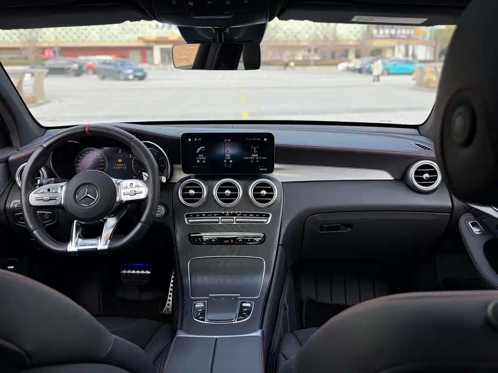 MERCEDES-BENZ GLC COUPE AMG