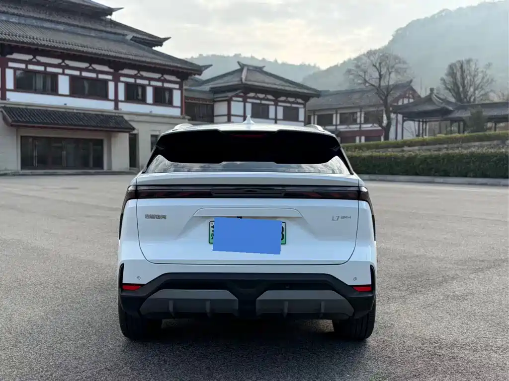 GEELY GALAXY GALAXY L7