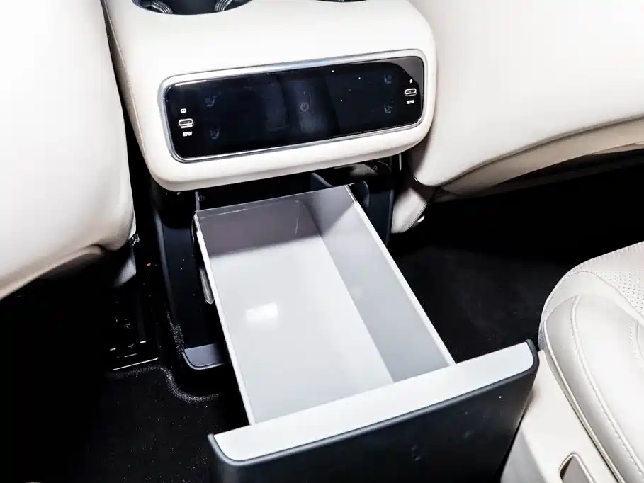 Li Auto Li L8 — миниатюра 25