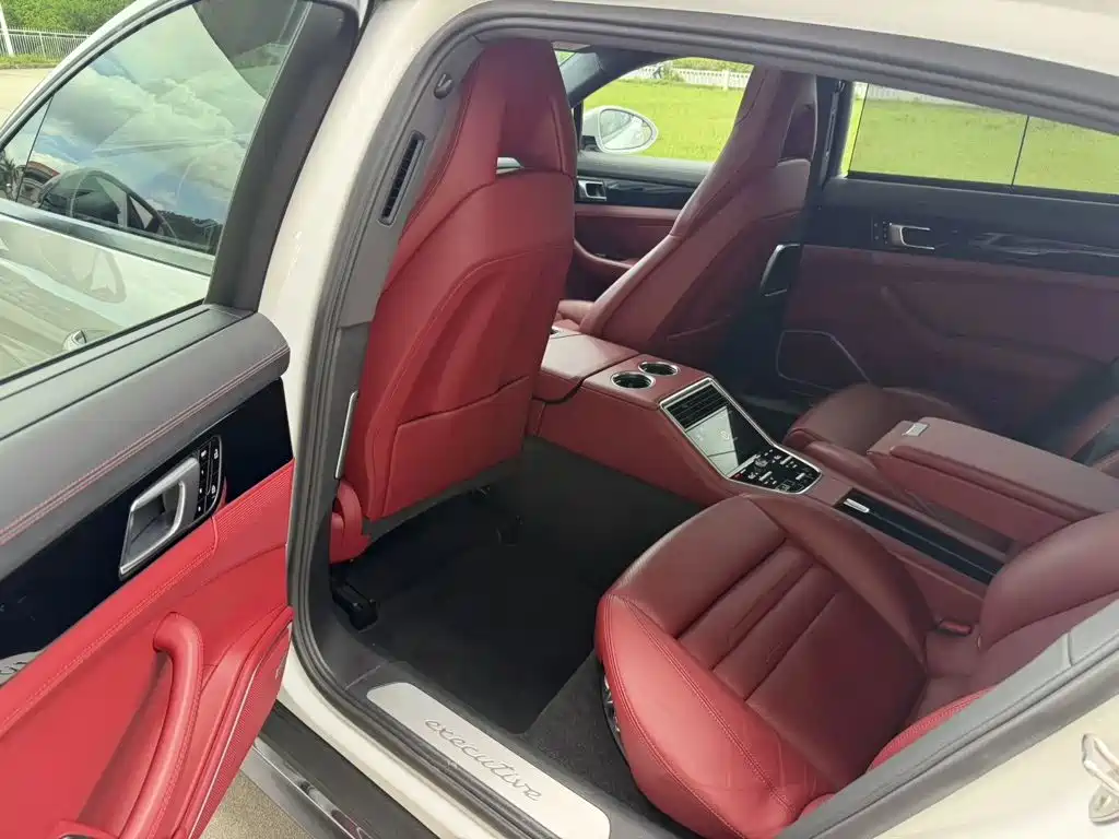 Porsche Panamera — миниатюра 7