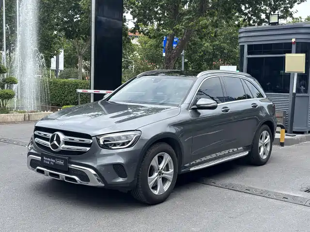 2020 Mercedes-Benz GLC