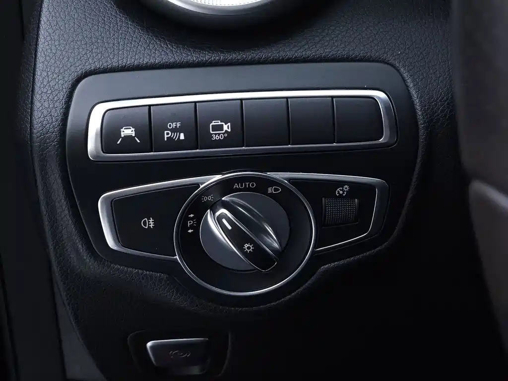 Mercedes-Benz GLC — миниатюра 19