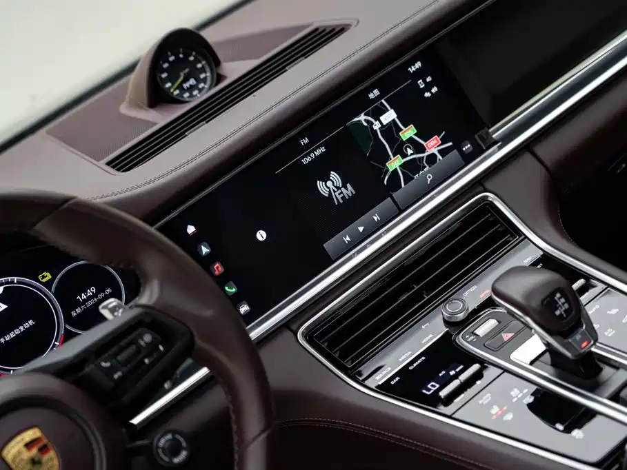 Porsche Panamera Hybrid — миниатюра 15