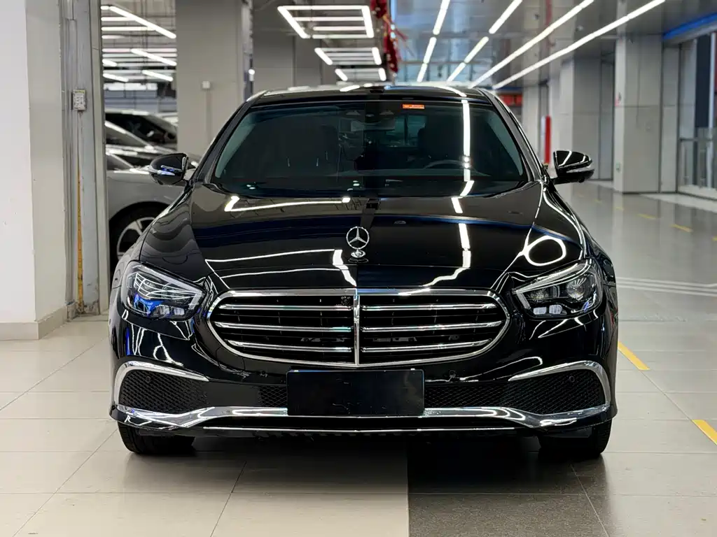 Mercedes-Benz E-Class E 2019 E 300 L Fashion
