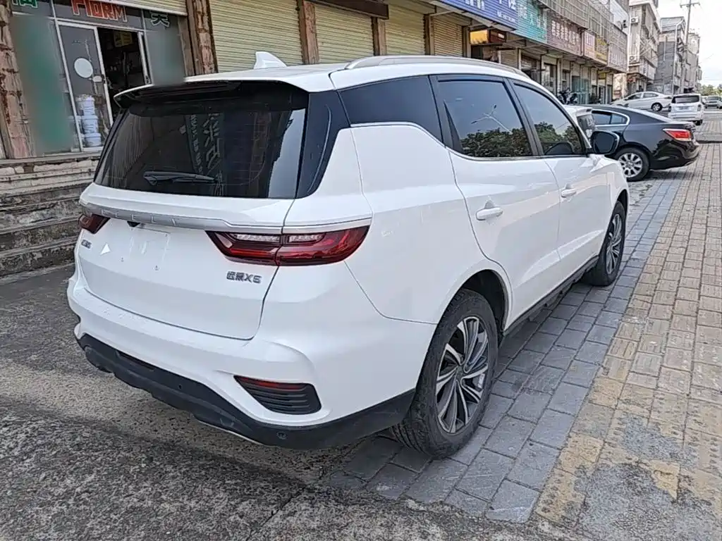 Geely Vision X6 — миниатюра 7