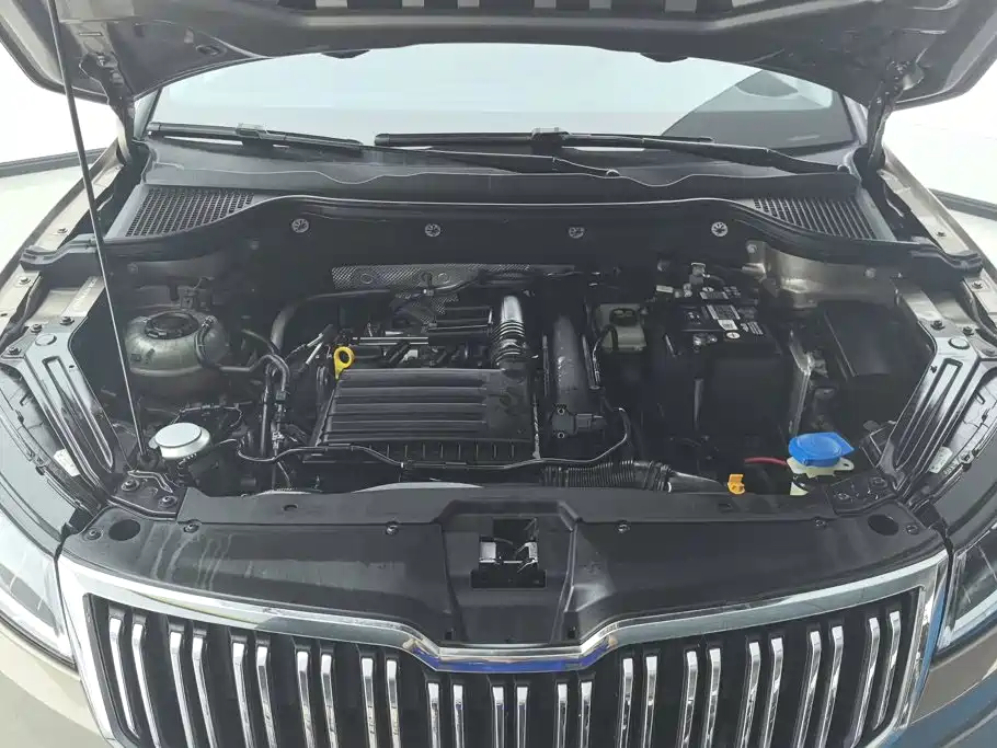 Skoda Karoq — миниатюра 10