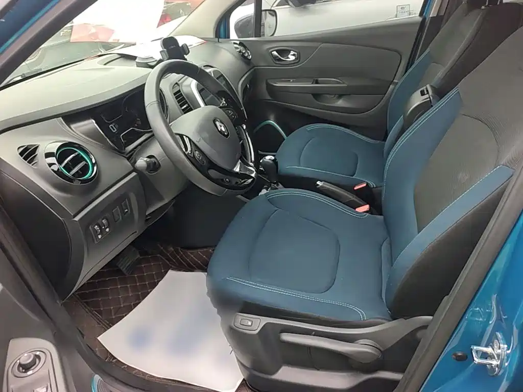 Renault Captur — миниатюра 15