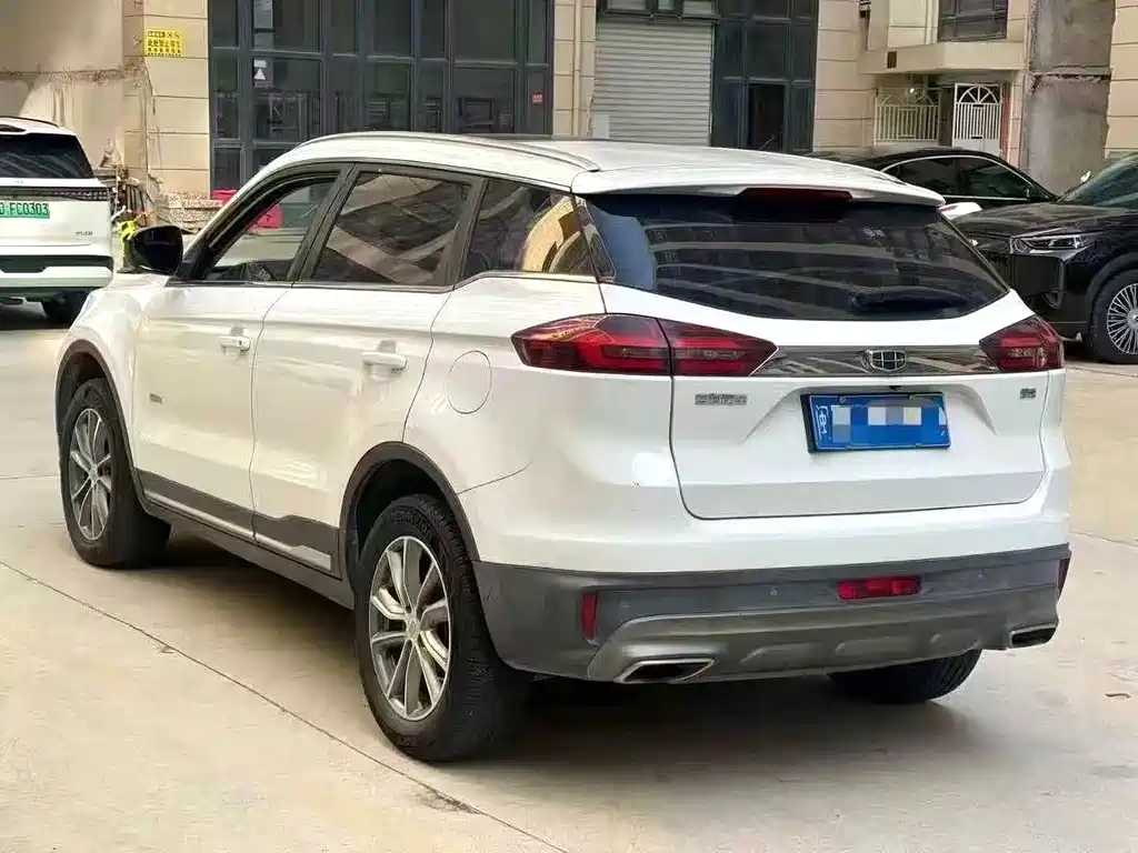 Geely Boyue — миниатюра 9