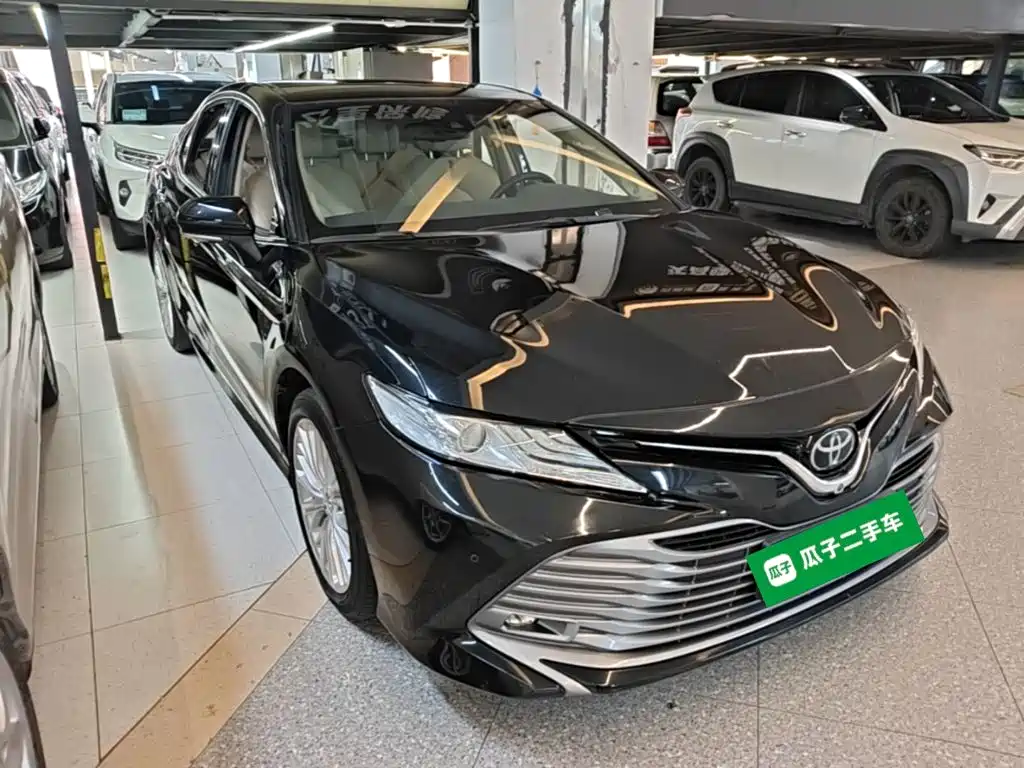 Toyota Camry — миниатюра 4