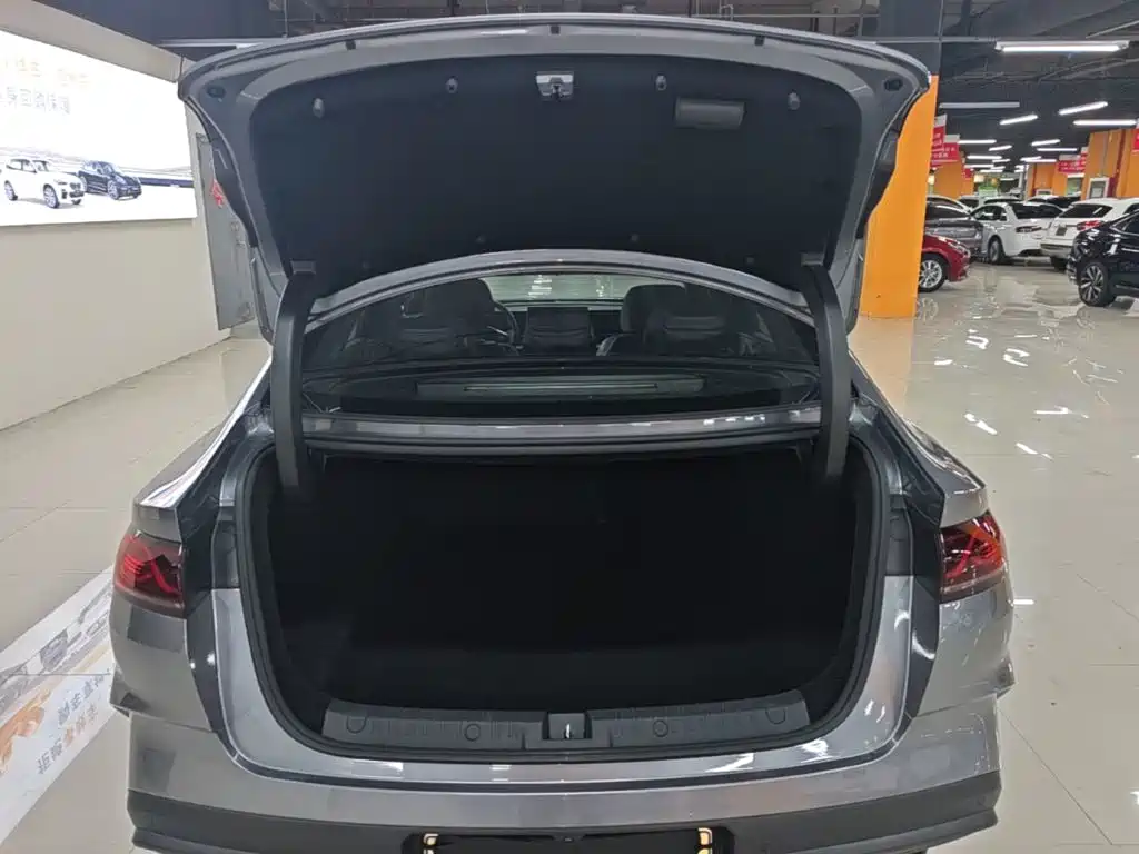 BYD Qin L — миниатюра 19