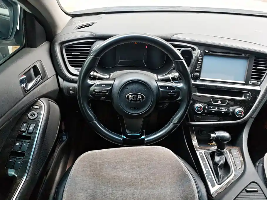 Kia K5 — миниатюра 15