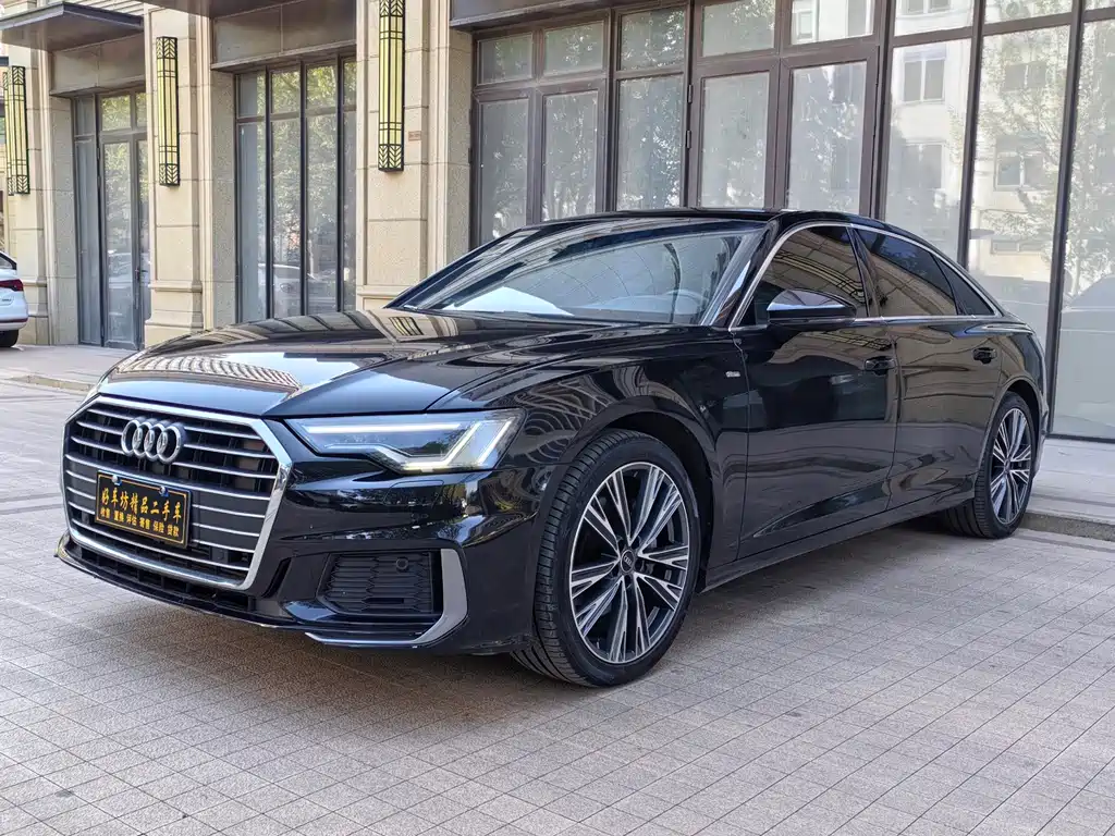 Audi A6L 2022
