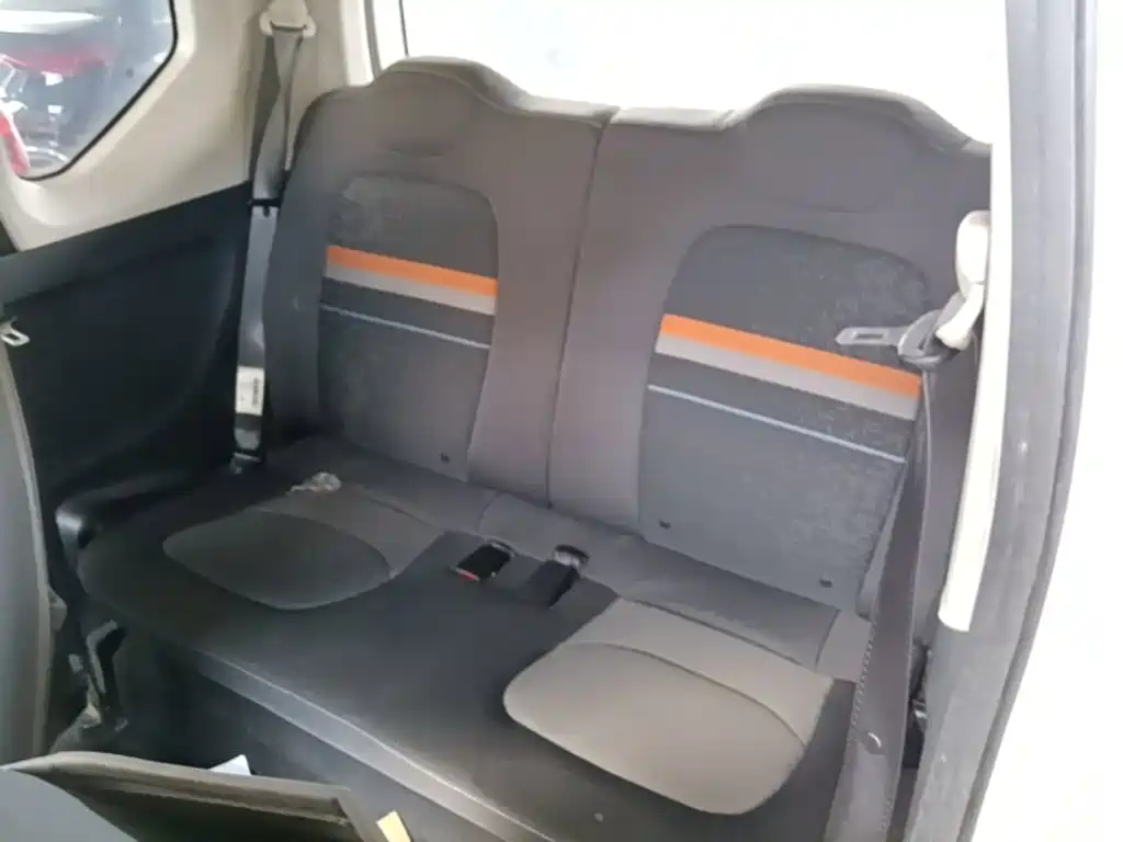 Wuling MINIEV — миниатюра 17