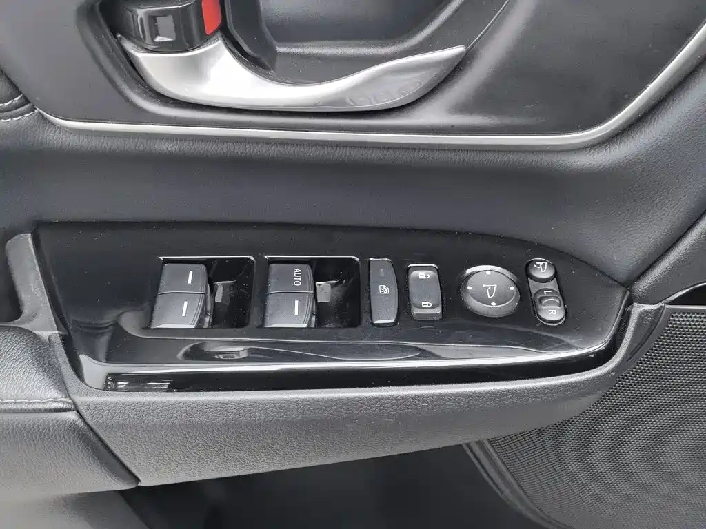 Honda CR-V PHEV — миниатюра 9