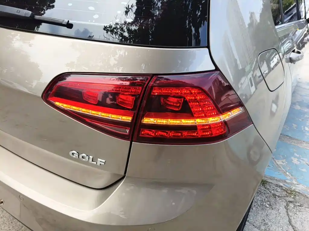 Volkswagen Golf — миниатюра 8