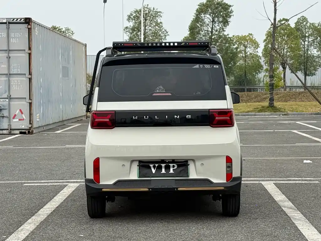 Wuling MINIEV — миниатюра 5