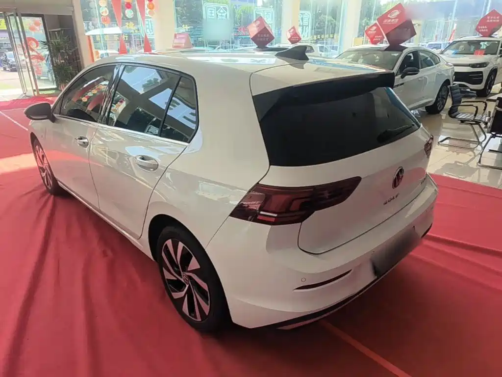 Volkswagen Golf — миниатюра 5