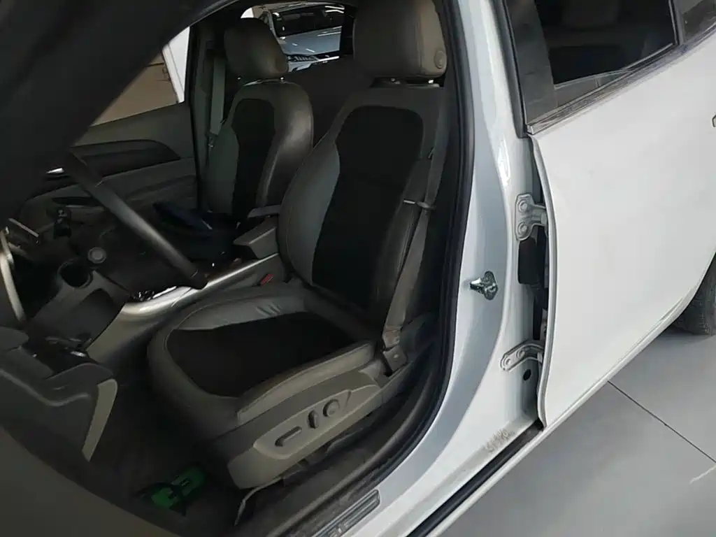 Chevrolet Malibu — миниатюра 15