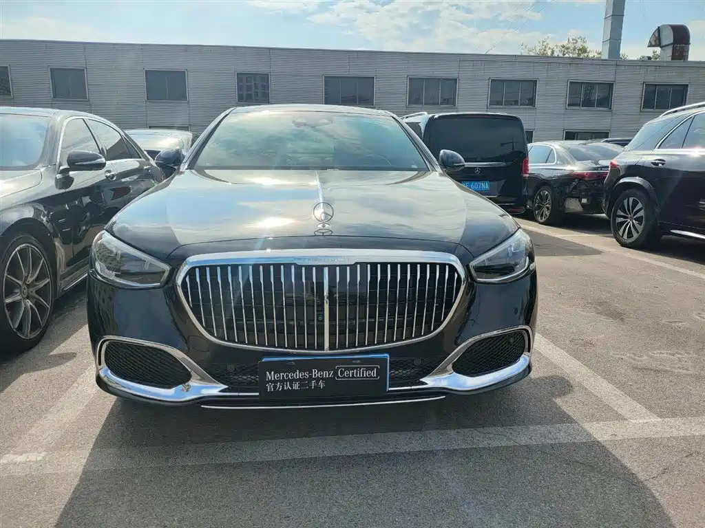 Mercedes-Benz S-Class — миниатюра 14