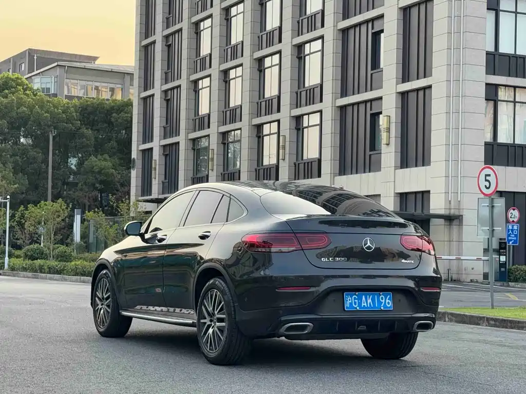 Mercedes-Benz GLC Coupe — миниатюра 9