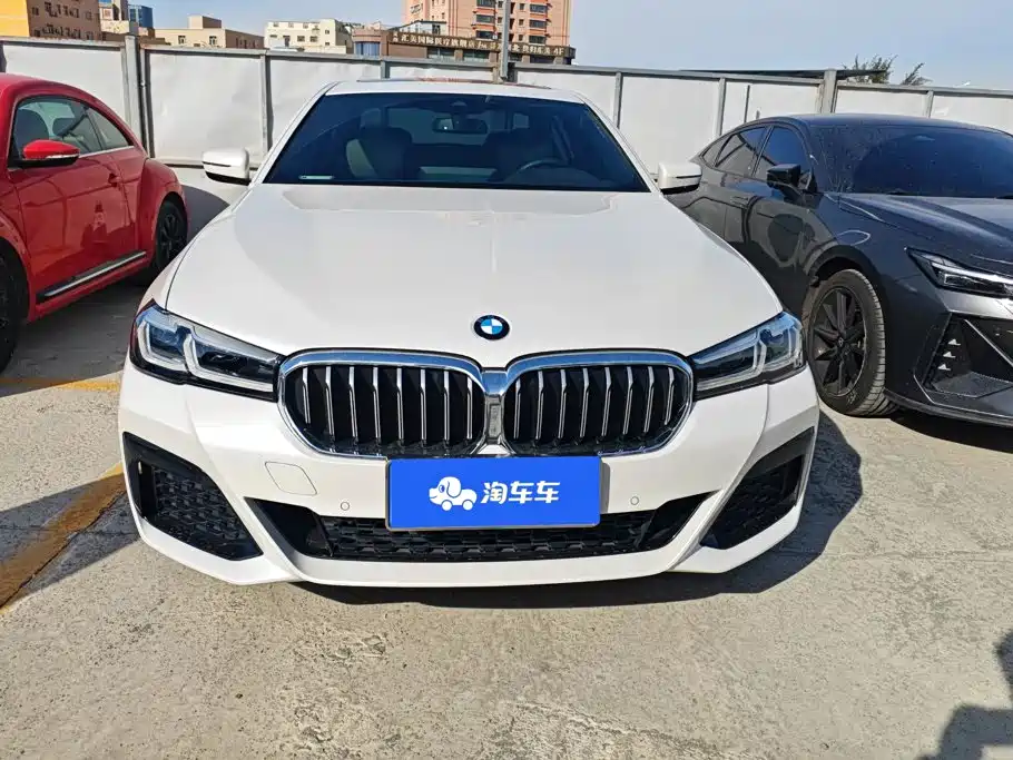 BMW 5 Series — миниатюра 2