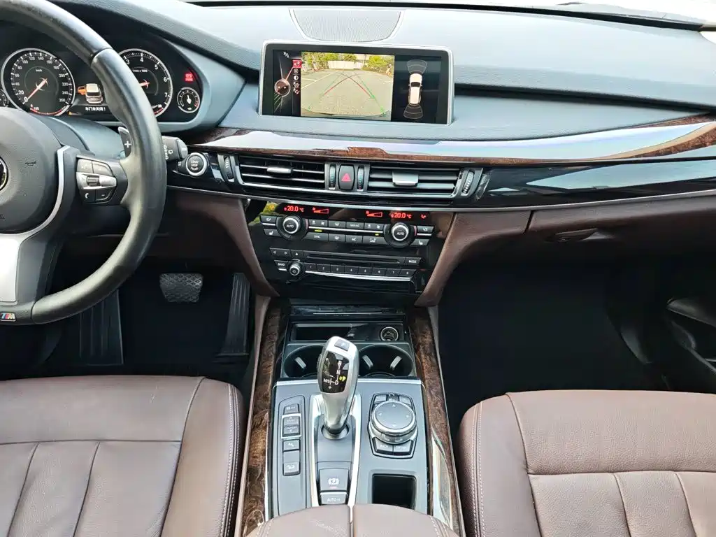 BMW X5 (Import) — миниатюра 17