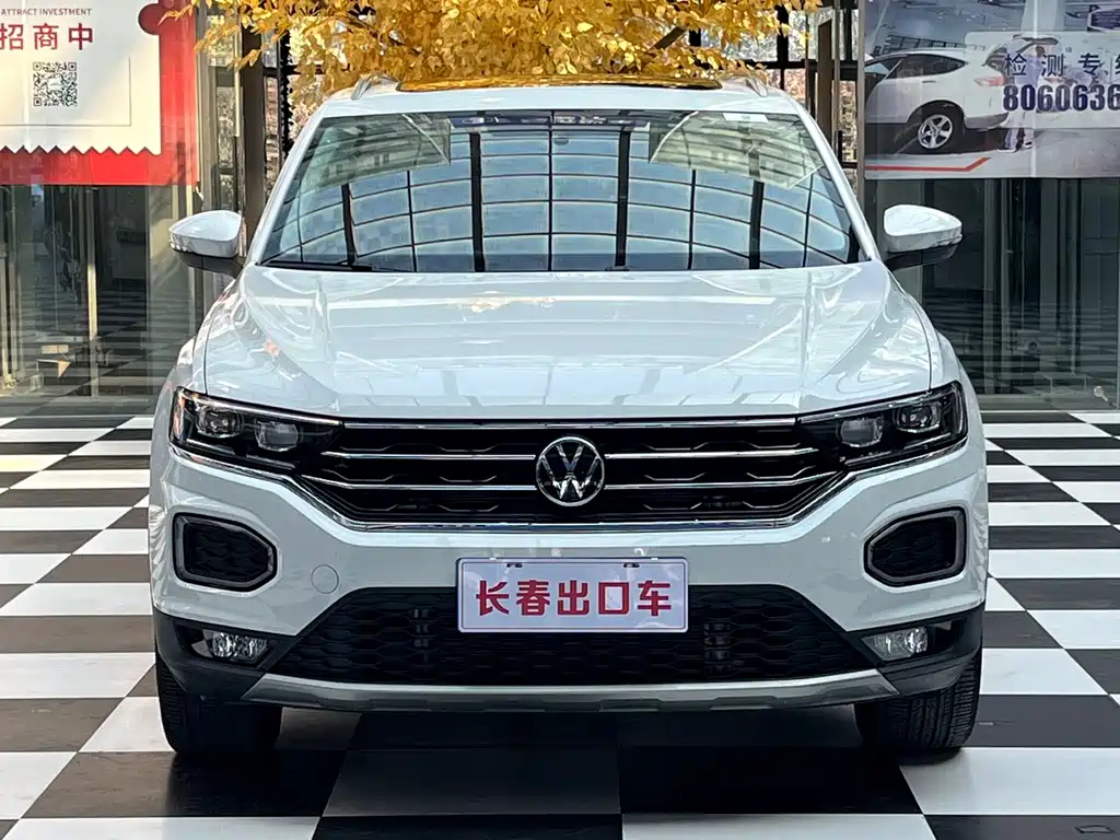 Volkswagen T-Roc — миниатюра 2