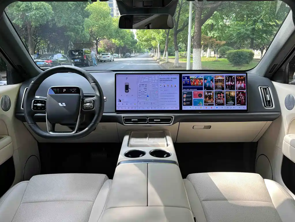 Li Auto L6 2024 Pro