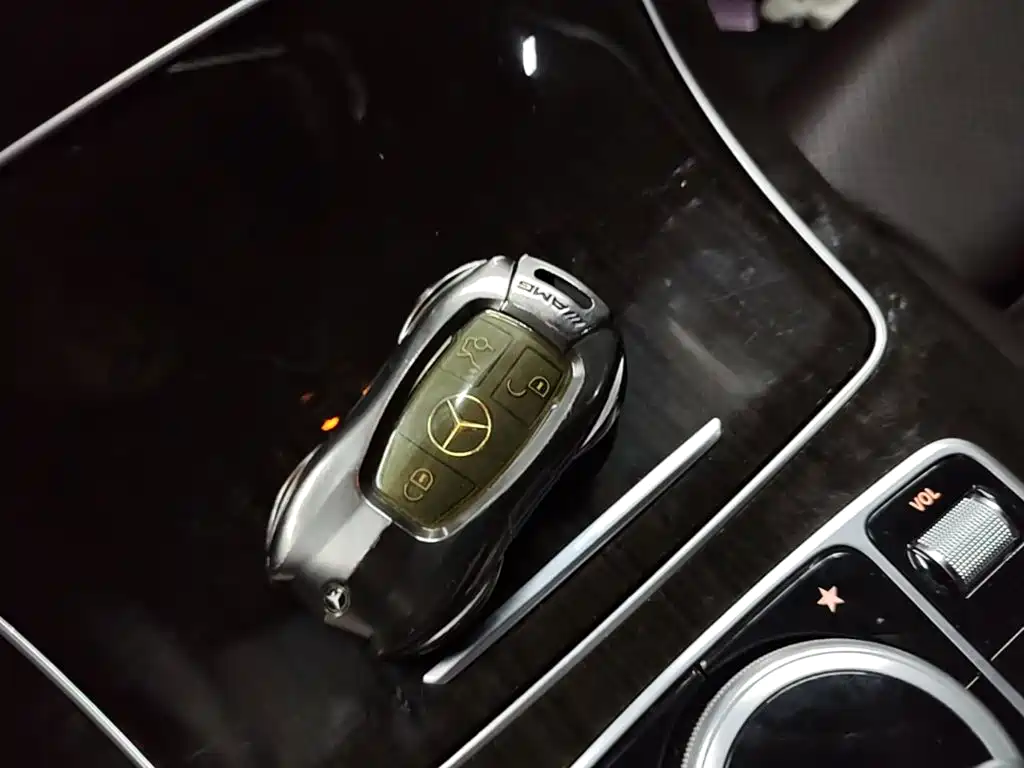 Mercedes-Benz GLC — миниатюра 9