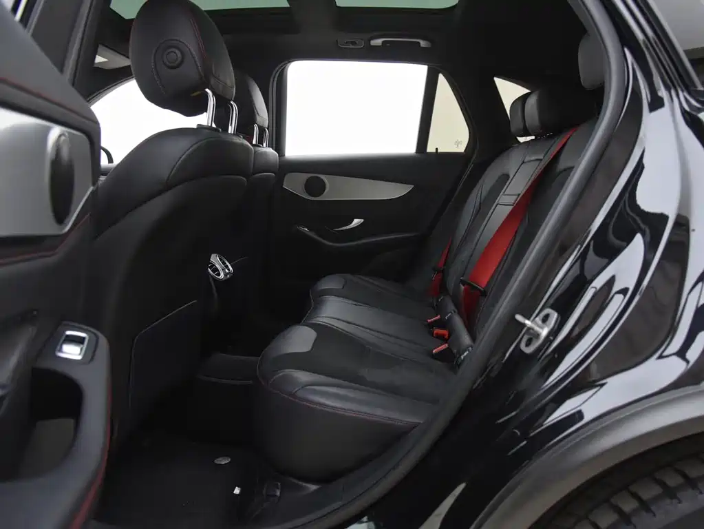 Mercedes-Benz GLC AMG — миниатюра 10