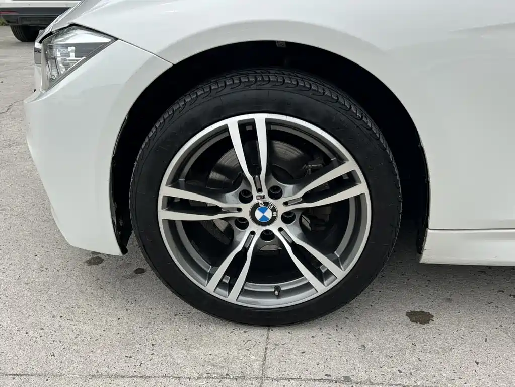 BMW 3 Series — миниатюра 12