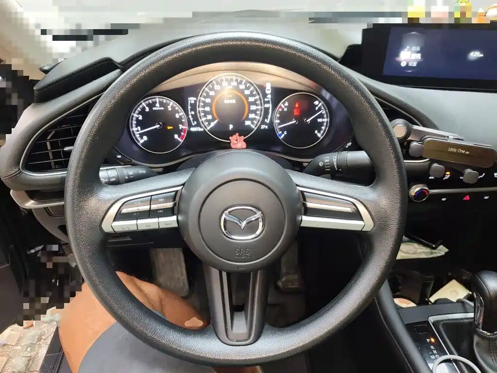 Mazda 3 Axela — миниатюра 6