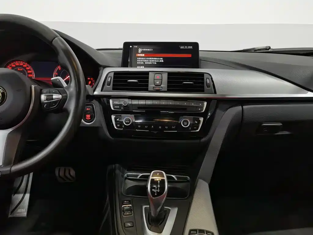 BMW 3 Series — миниатюра 12