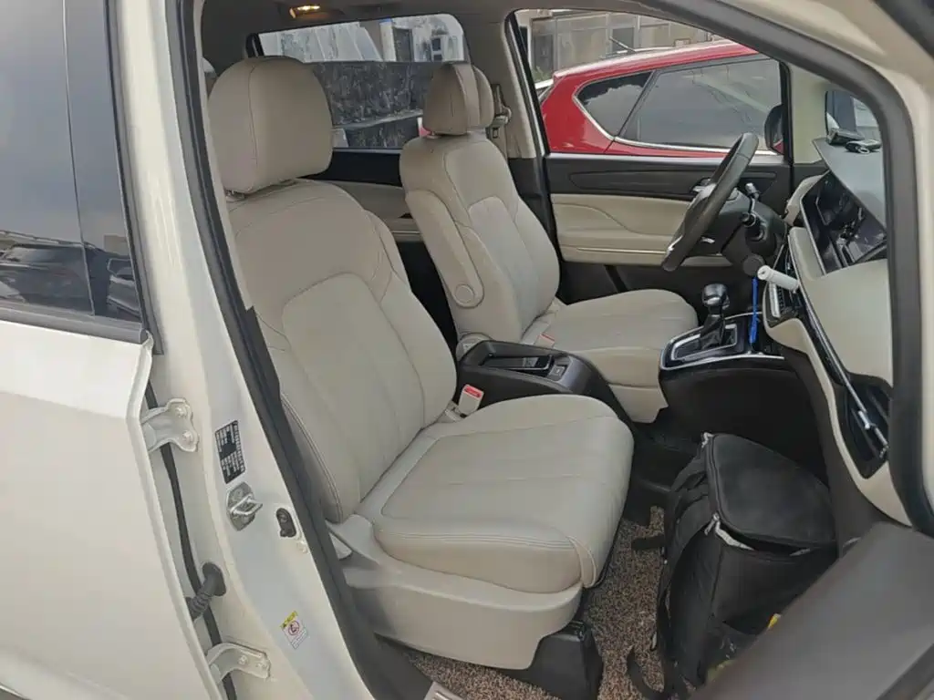 GAC Motor Trumpchi M6 — миниатюра 25
