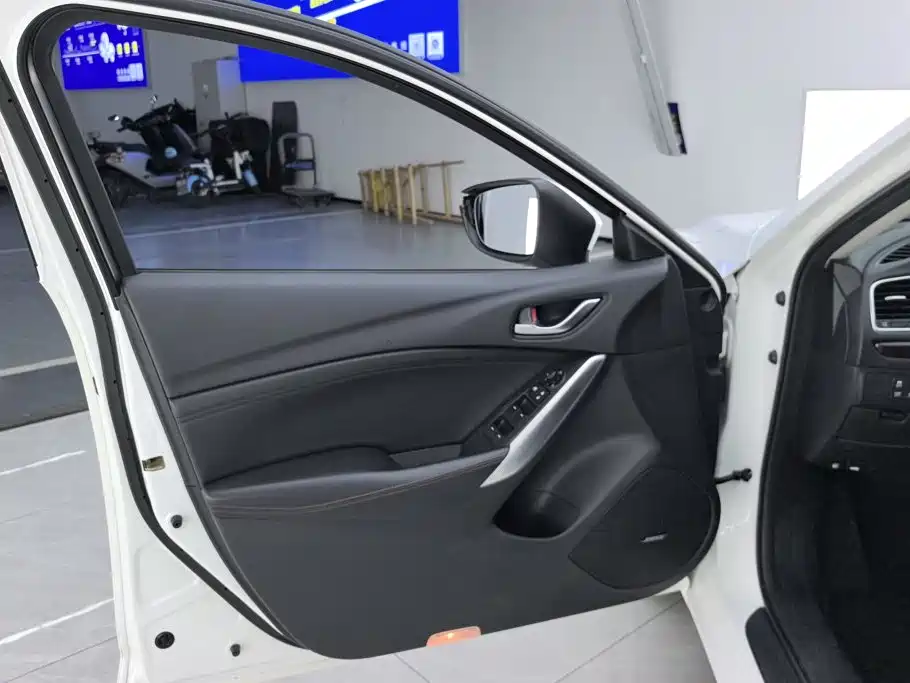 Mazda Atenza — миниатюра 7