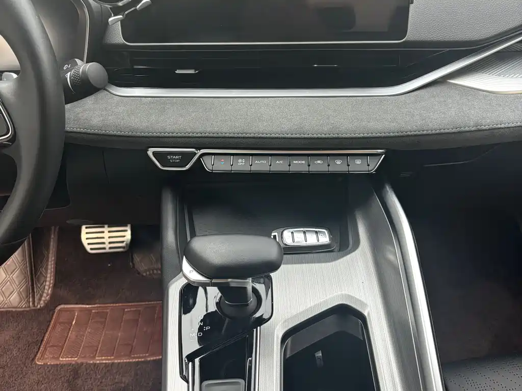 GEELY AUTOMOBILE XINGRUI