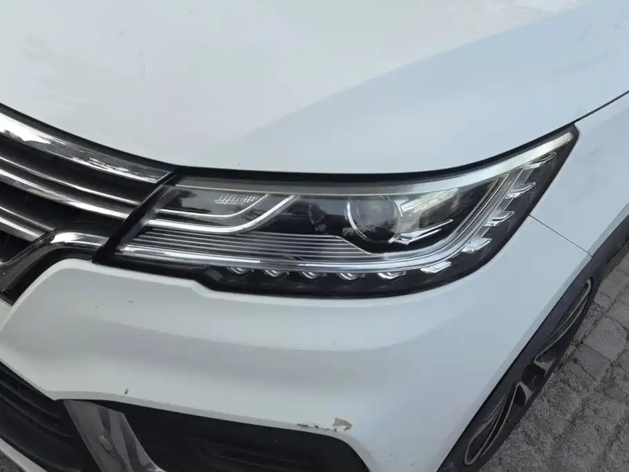 Roewe RX3 — миниатюра 5