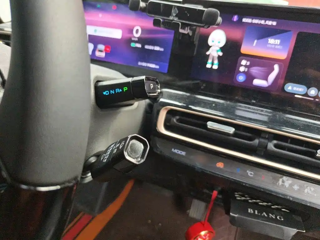 Baojun KiWi EV — миниатюра 7