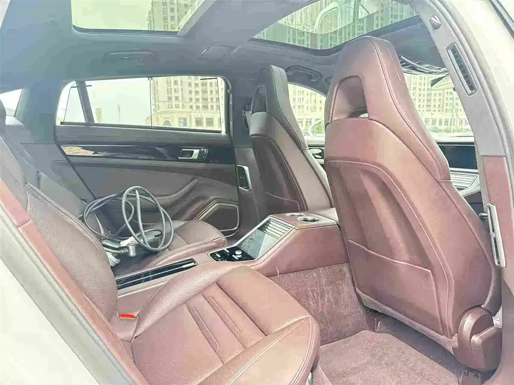 PORSCHE PANAMERA NEW ENERGY