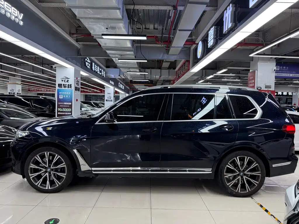 BMW X7 — миниатюра 7
