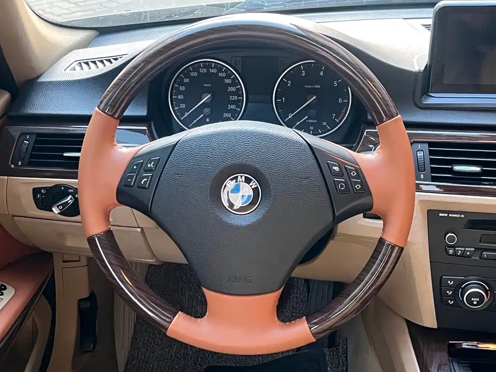 BMW 3 Series — миниатюра 5