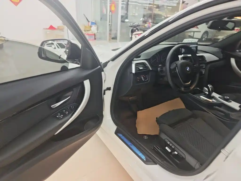 BMW 3 Series — миниатюра 16
