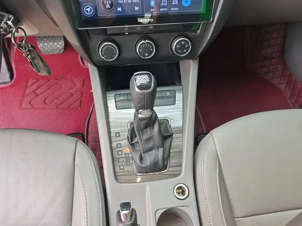 Skoda Octavia — миниатюра 14