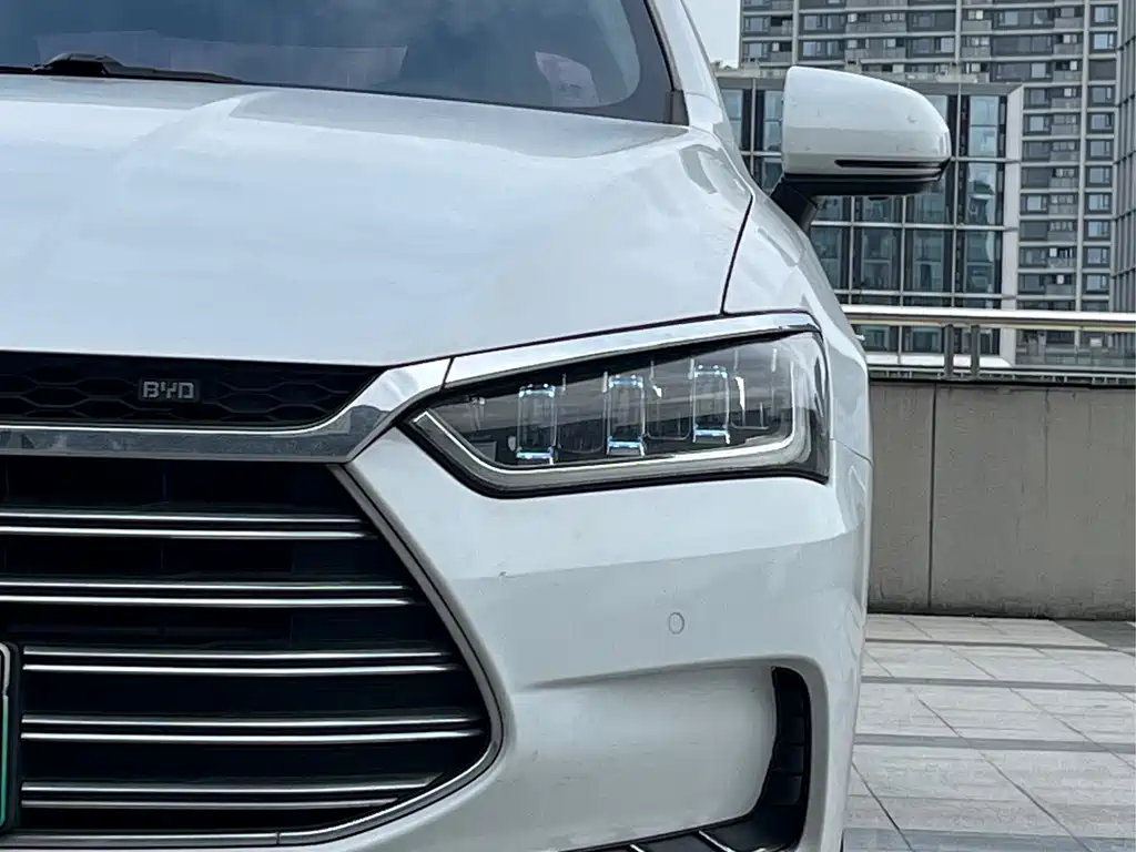 BYD Qin Pro NEV — миниатюра 6
