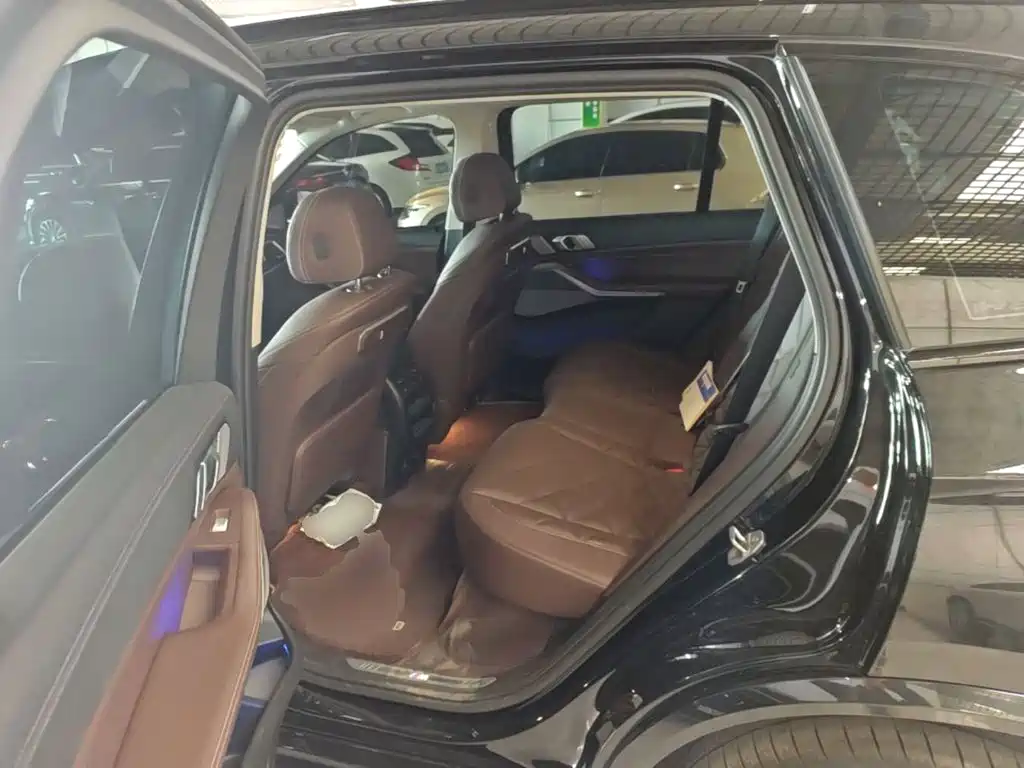BMW X5 — миниатюра 17