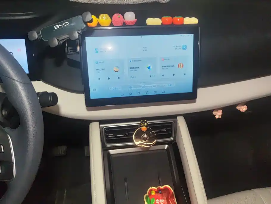 BYD Yuan UP — миниатюра 13